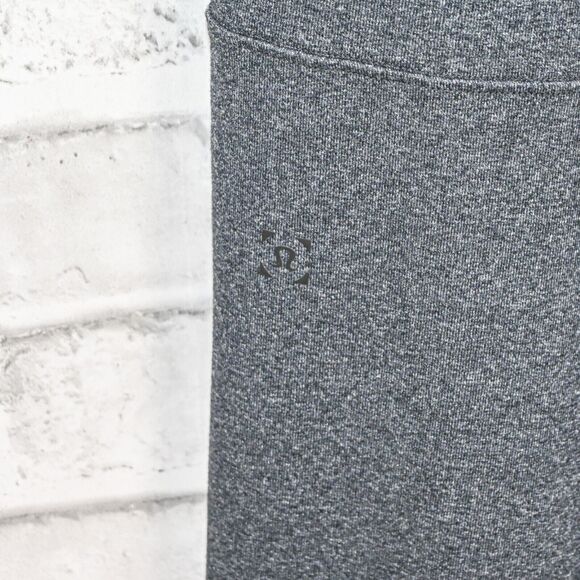 Lululemon Men's Discipline Pants for Yoga in grey size Large - Picture 9 of 9